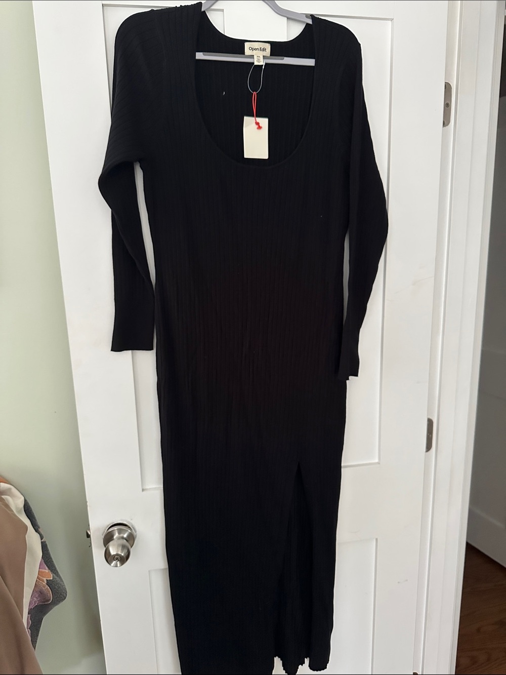Black Ribbed Long Sleeve Scoop Neck Midi Dress 06